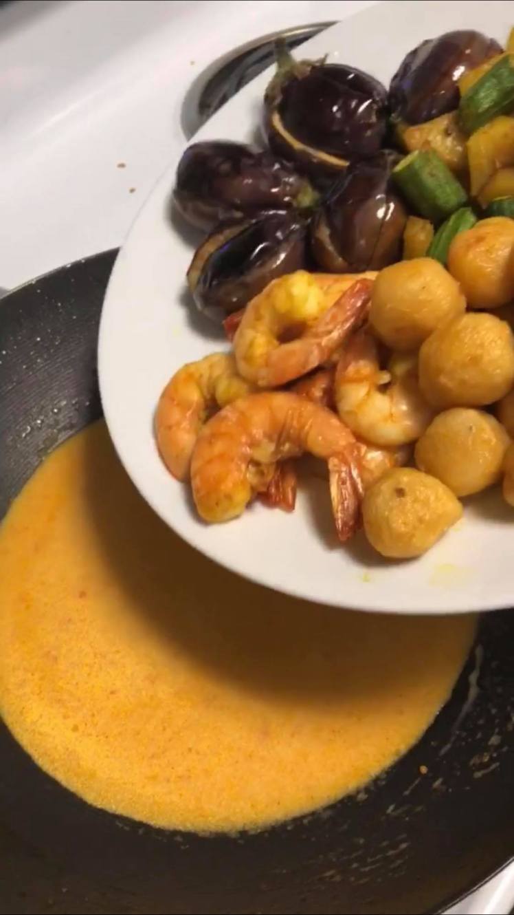 33596790_10155531103436658_8353025935414394880_n