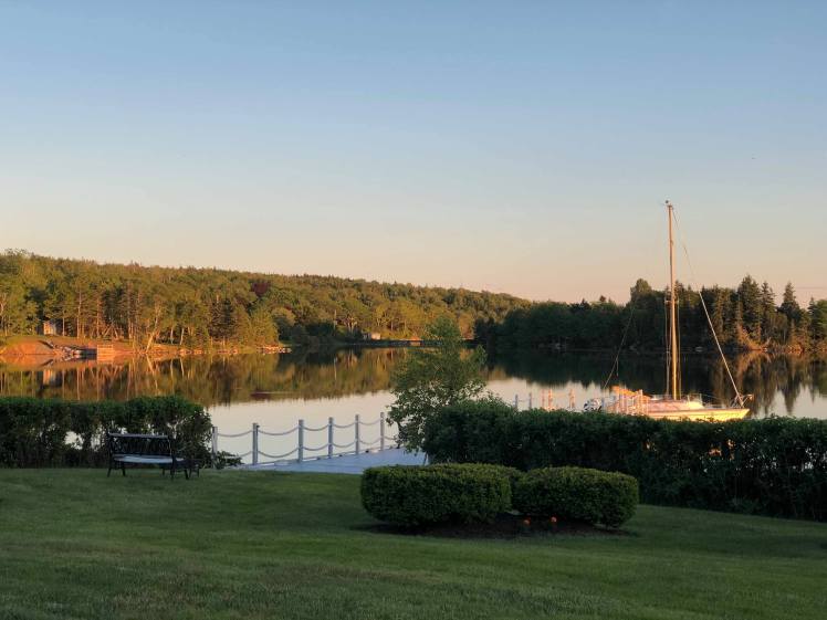 38178428_10155681972056658_5555933779589070848_n